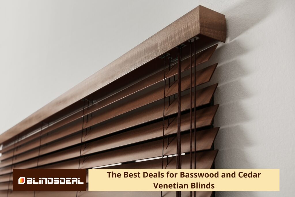 A side view of the wooden headrail and top slats of a set of brown Venetian blinds.